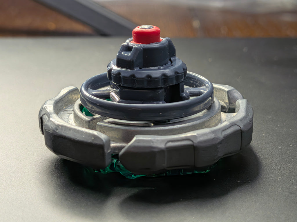Ray Striker D125CS TT Beyblade
